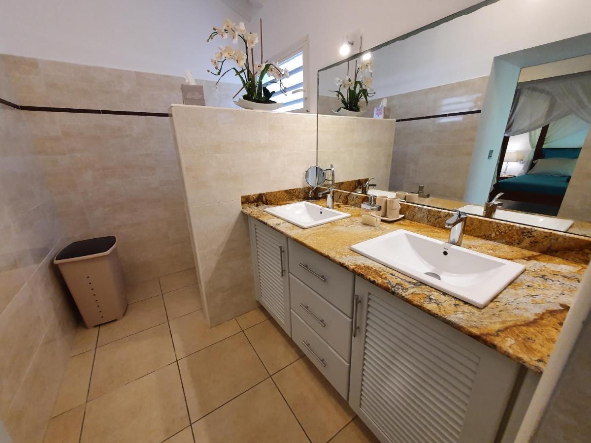 Villa Deluxe L'Hacienda Villa Vue Mer 180 Piscine Jacuzzi Proche Plage Marina Golf Pointe Des Chateaux Et Casino Jardin Clos Voyage Durable Сен Франсоа Екстериор снимка