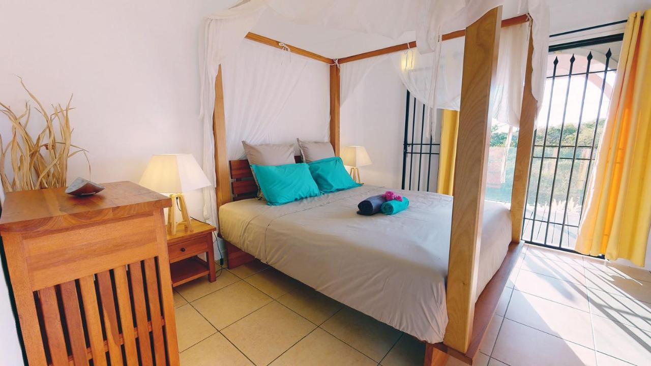 Villa Deluxe L'Hacienda Villa Vue Mer 180 Piscine Jacuzzi Proche Plage Marina Golf Pointe Des Chateaux Et Casino Jardin Clos Voyage Durable Сен Франсоа Екстериор снимка