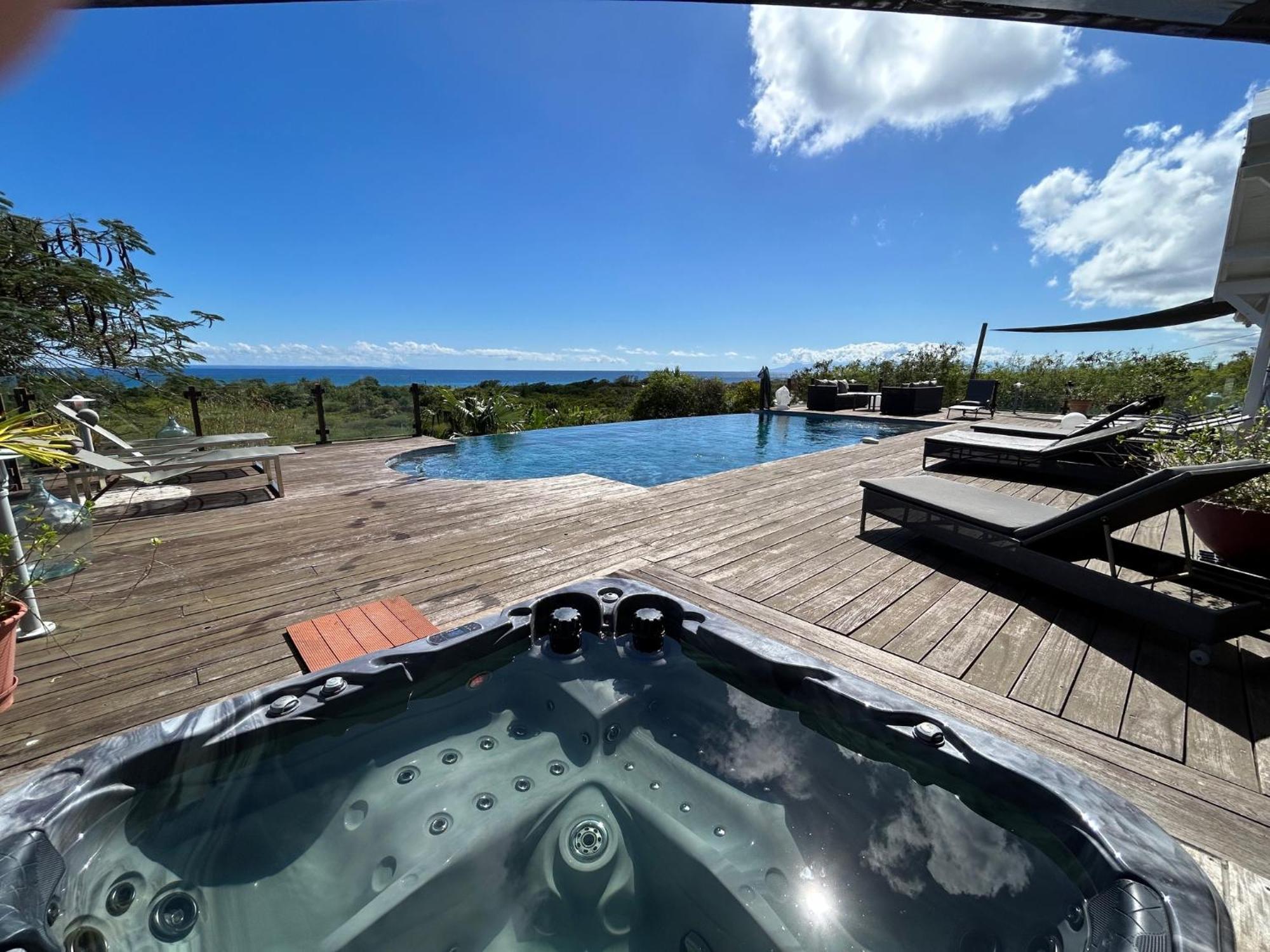 Villa Deluxe L'Hacienda Villa Vue Mer 180 Piscine Jacuzzi Proche Plage Marina Golf Pointe Des Chateaux Et Casino Jardin Clos Voyage Durable Сен Франсоа Екстериор снимка